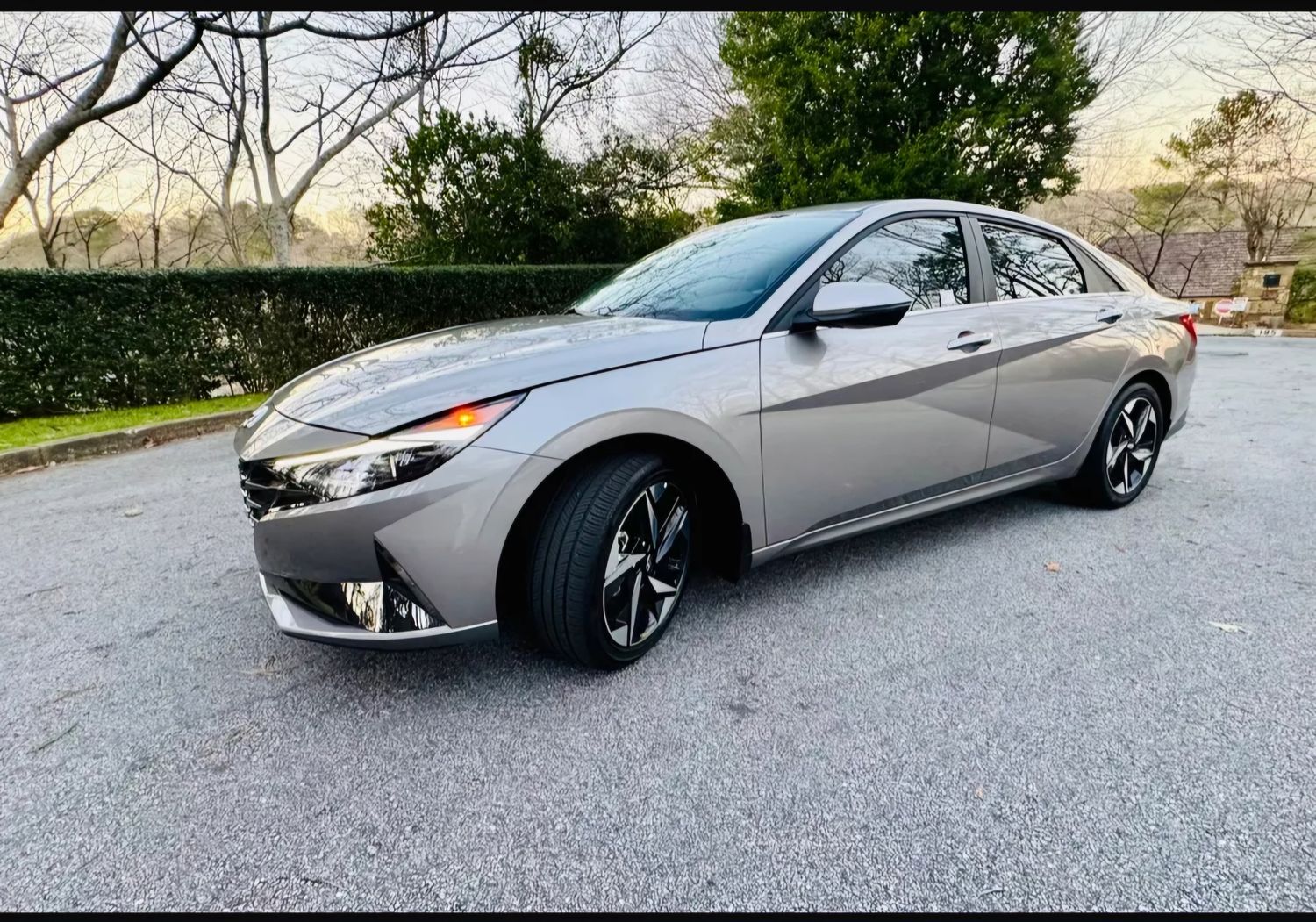 Hyundai Elantra Hybrid